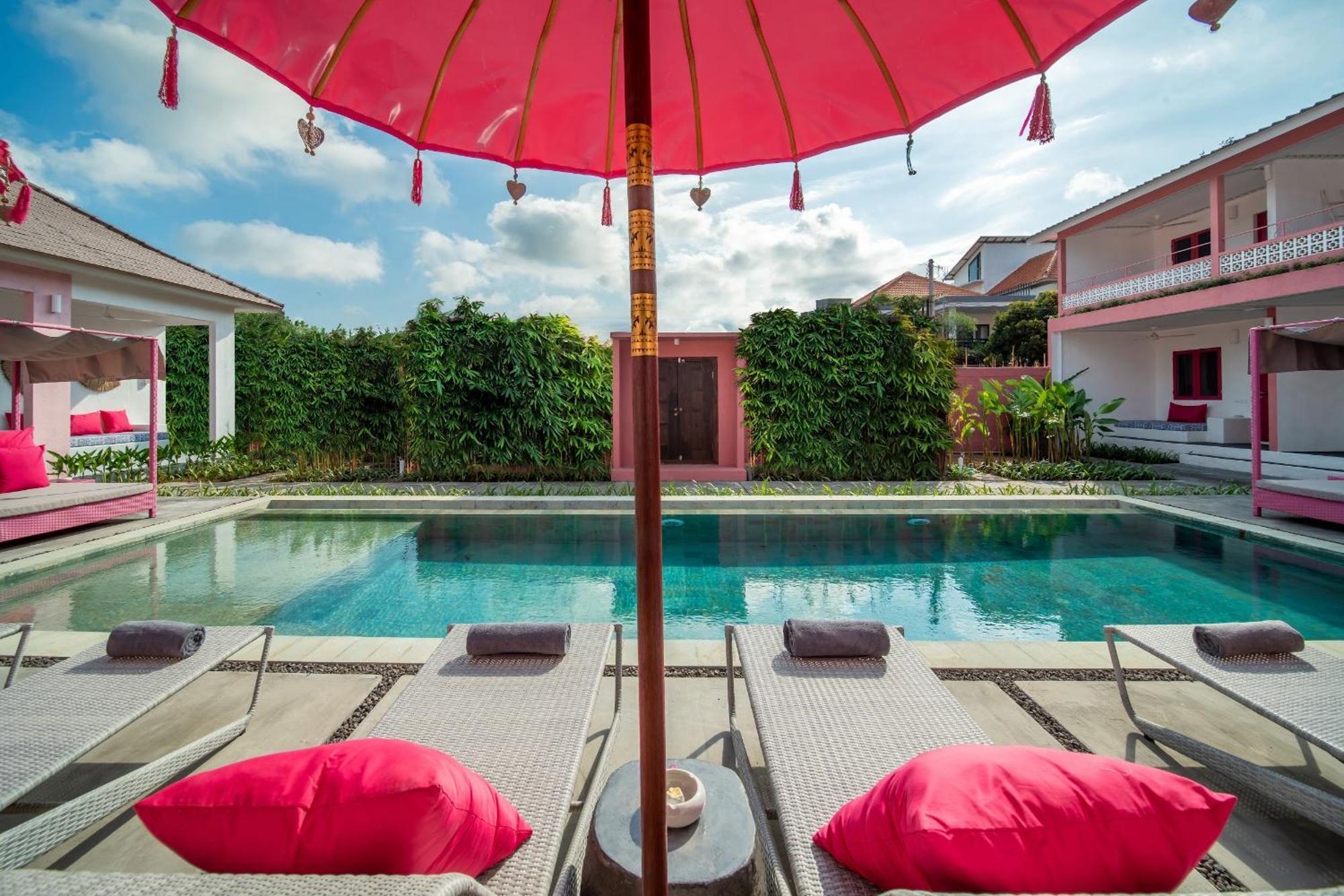 Bed and Breakfast Pinkprivate Balangan - For Cool Adults Only à Jimbaran Extérieur photo