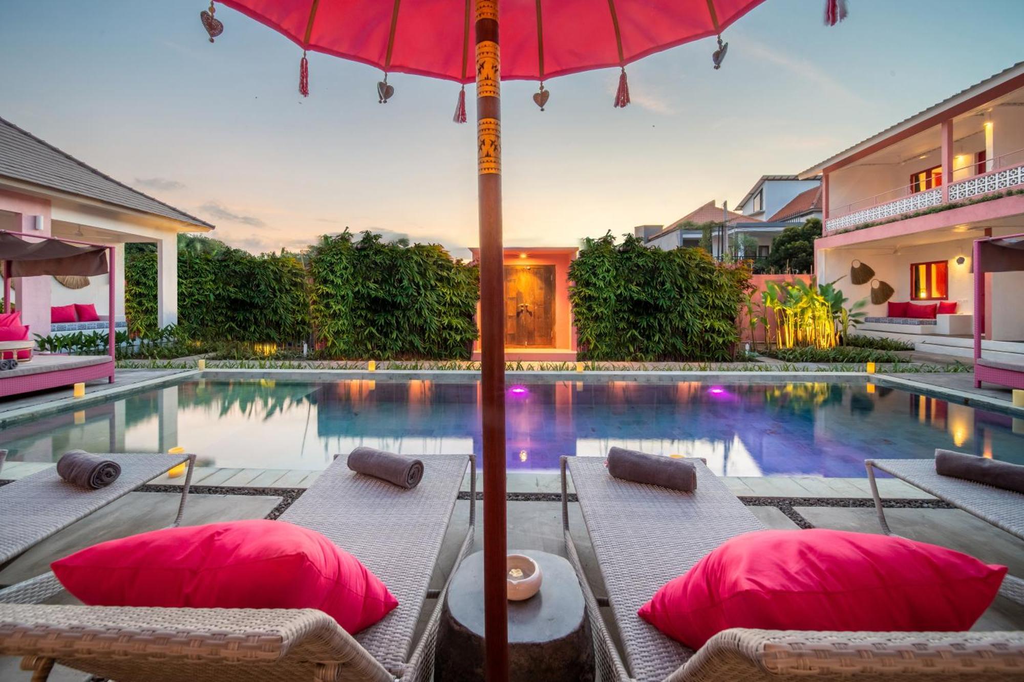 Bed and Breakfast Pinkprivate Balangan - For Cool Adults Only à Jimbaran Extérieur photo