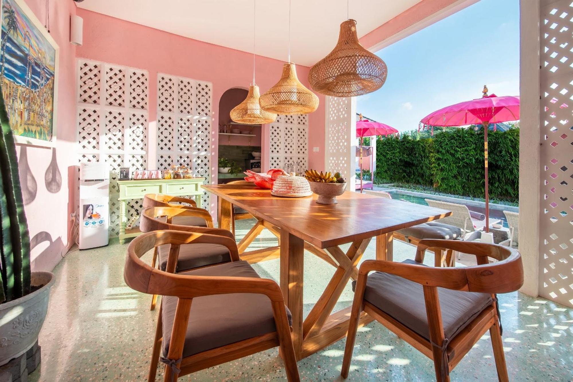 Bed and Breakfast Pinkprivate Balangan - For Cool Adults Only à Jimbaran Extérieur photo