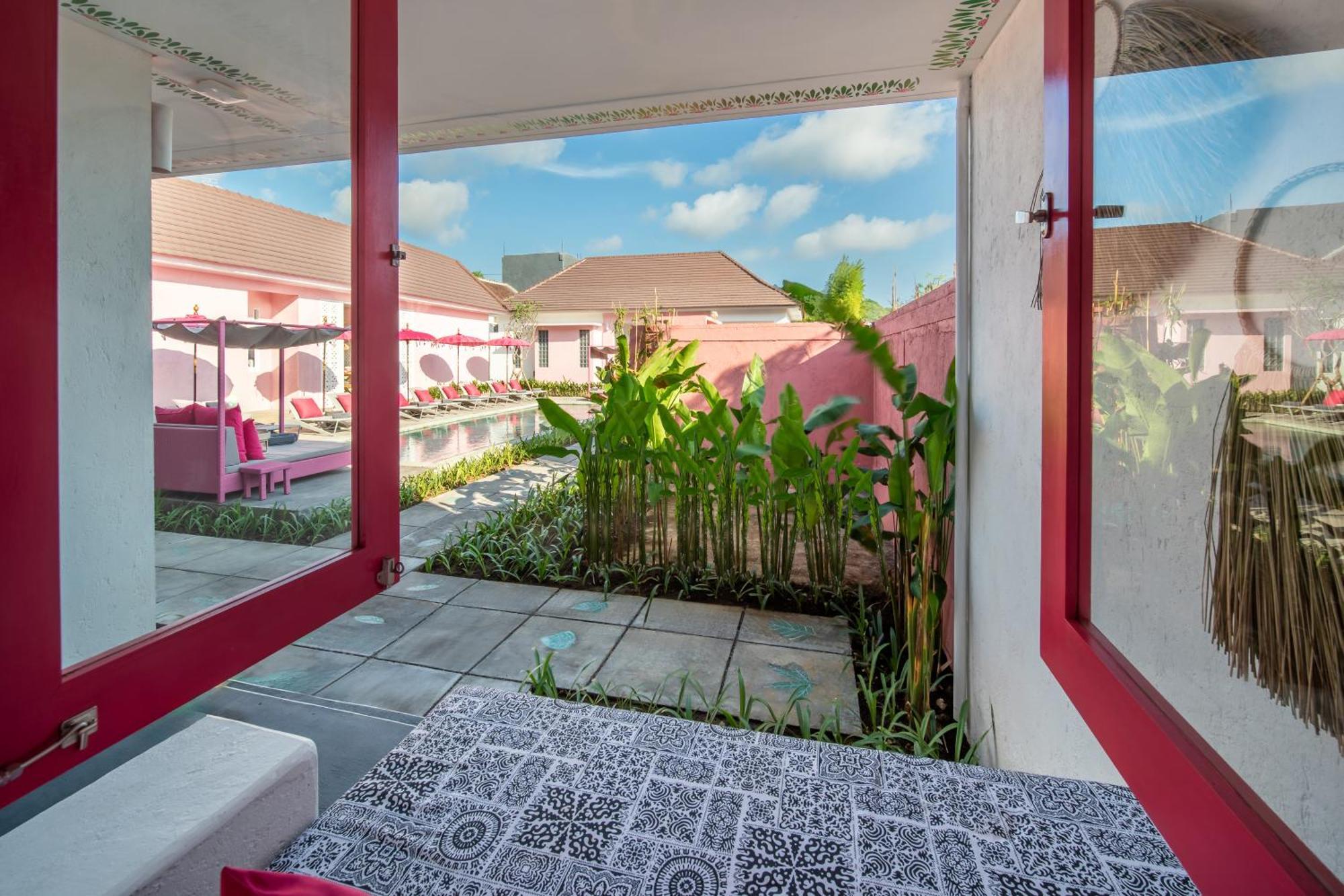 Bed and Breakfast Pinkprivate Balangan - For Cool Adults Only à Jimbaran Extérieur photo