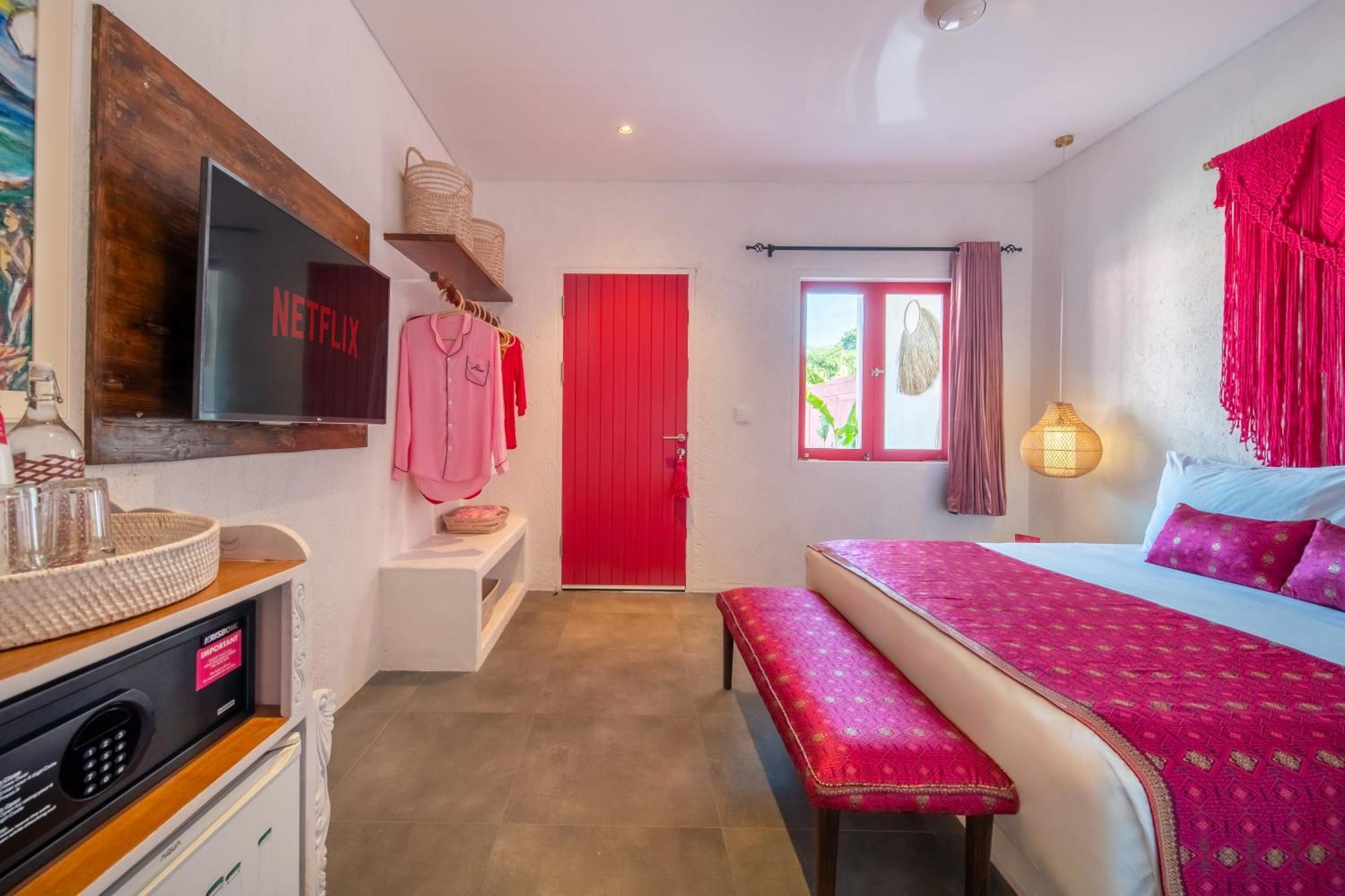 Bed and Breakfast Pinkprivate Balangan - For Cool Adults Only à Jimbaran Extérieur photo