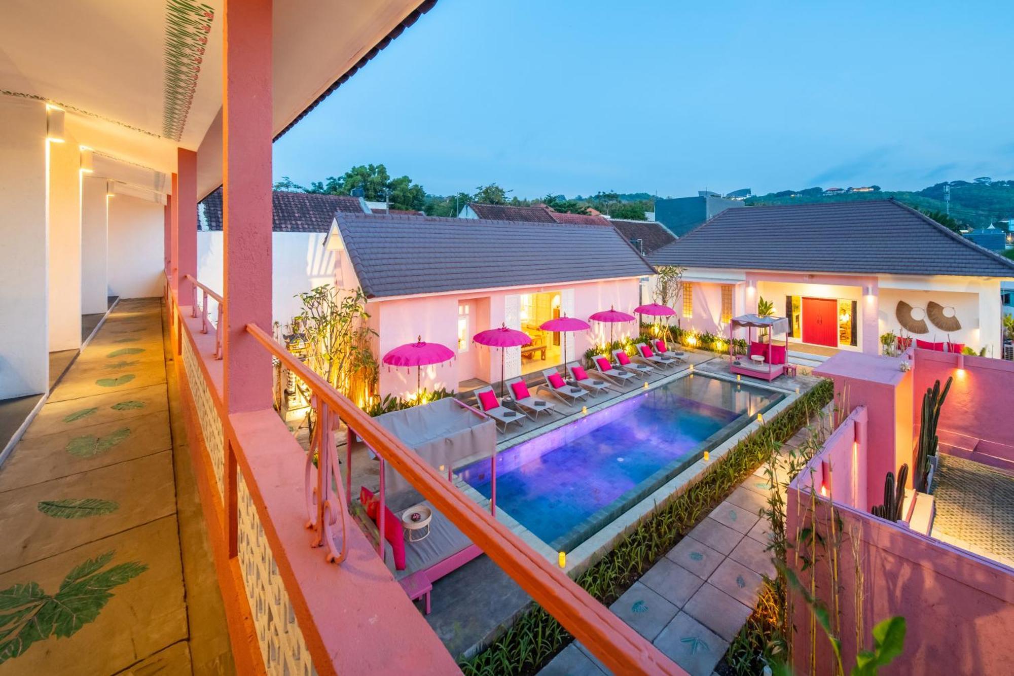 Bed and Breakfast Pinkprivate Balangan - For Cool Adults Only à Jimbaran Extérieur photo